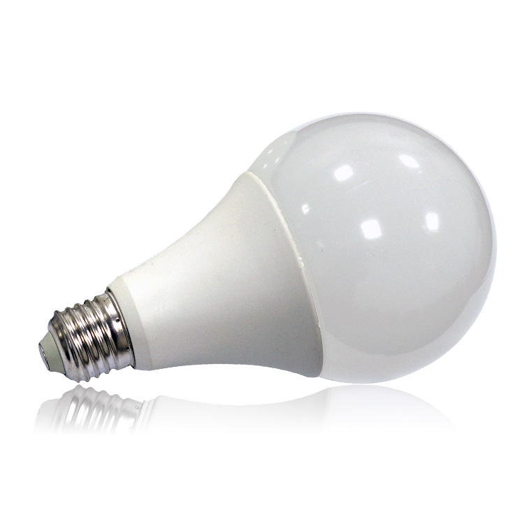 Amazon Shoppers Are Flocking to Buy These Rechargeable Light Bulbs wuhanxinha...
